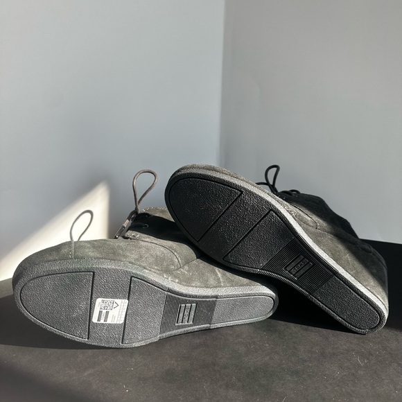 Tom’s wedge booties size 9 - Picture 3 of 4